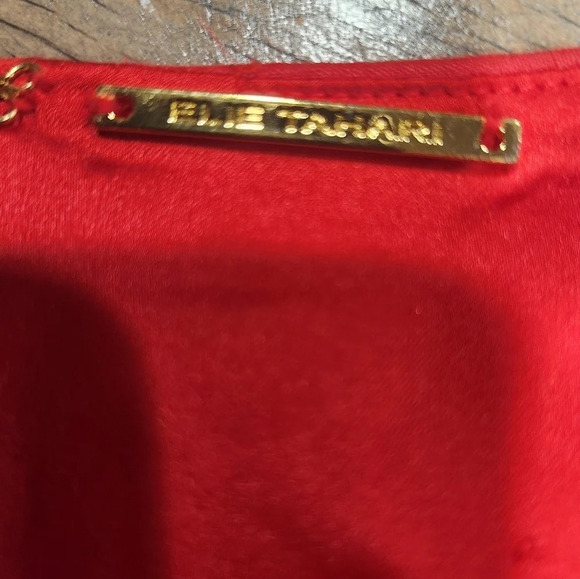 Elie Tahari Lucetta V neck red dress - Picture 5 of 12